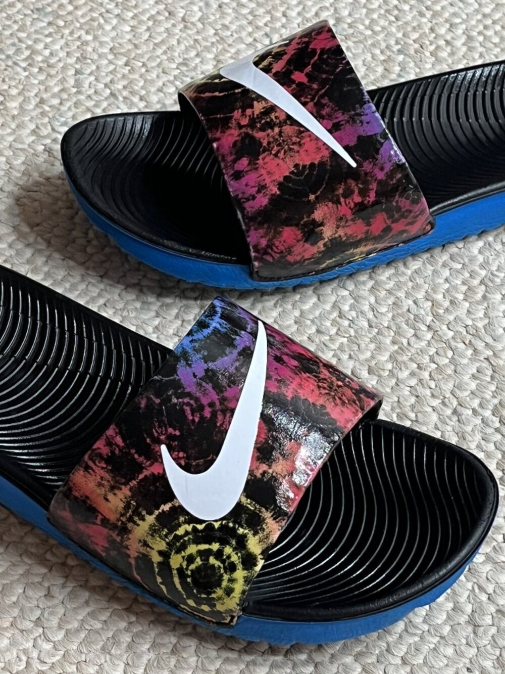 NIKE Kawa Slides Boy's Size 5Y Youth Multicolor Slides Sandals Shoes C19918-400